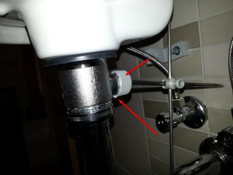 Waschbecken undicht - Wie heißt dieses Teil ?