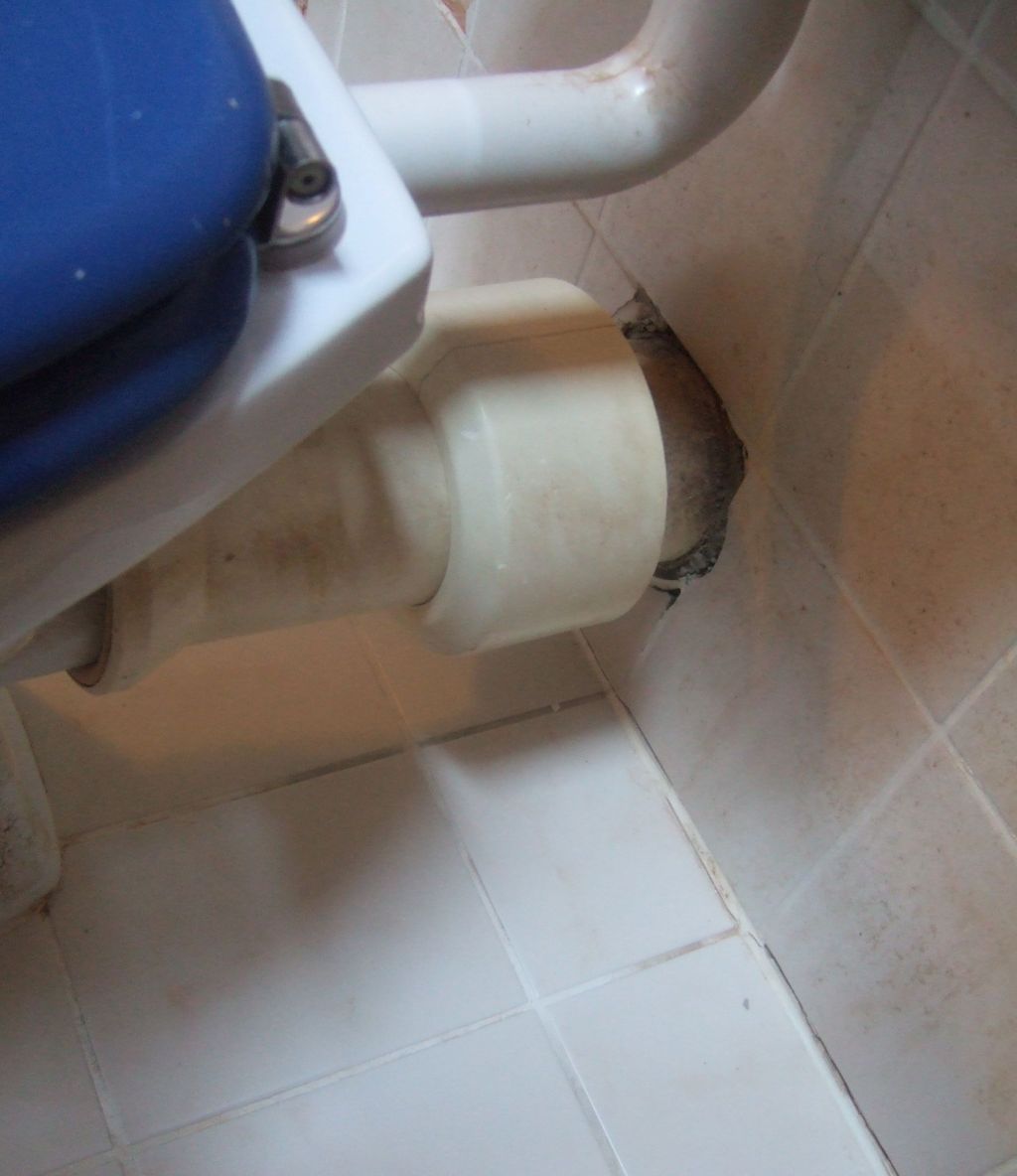 Vorwandelement: Höhenunterschied Kanalanschluss WC/Wand