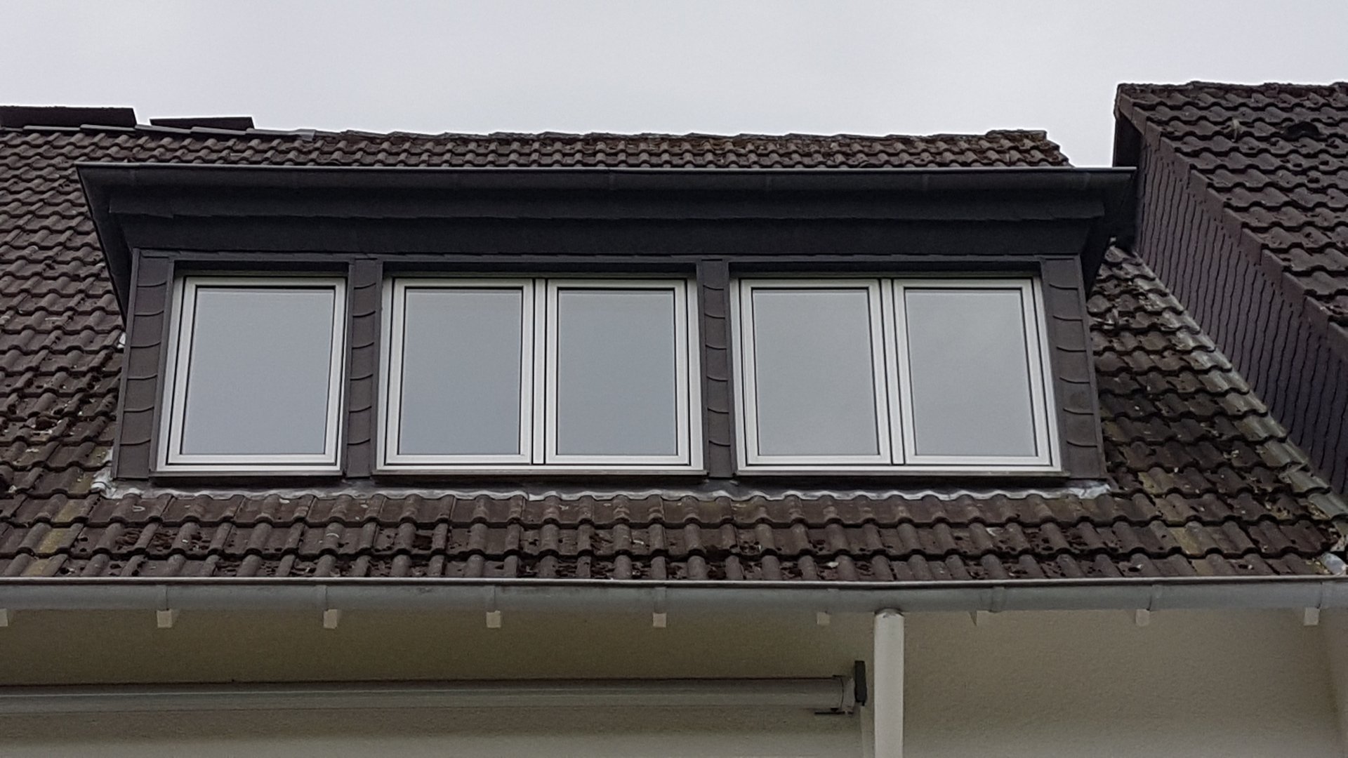 Bodentiefe Fenster in der Dachgaube